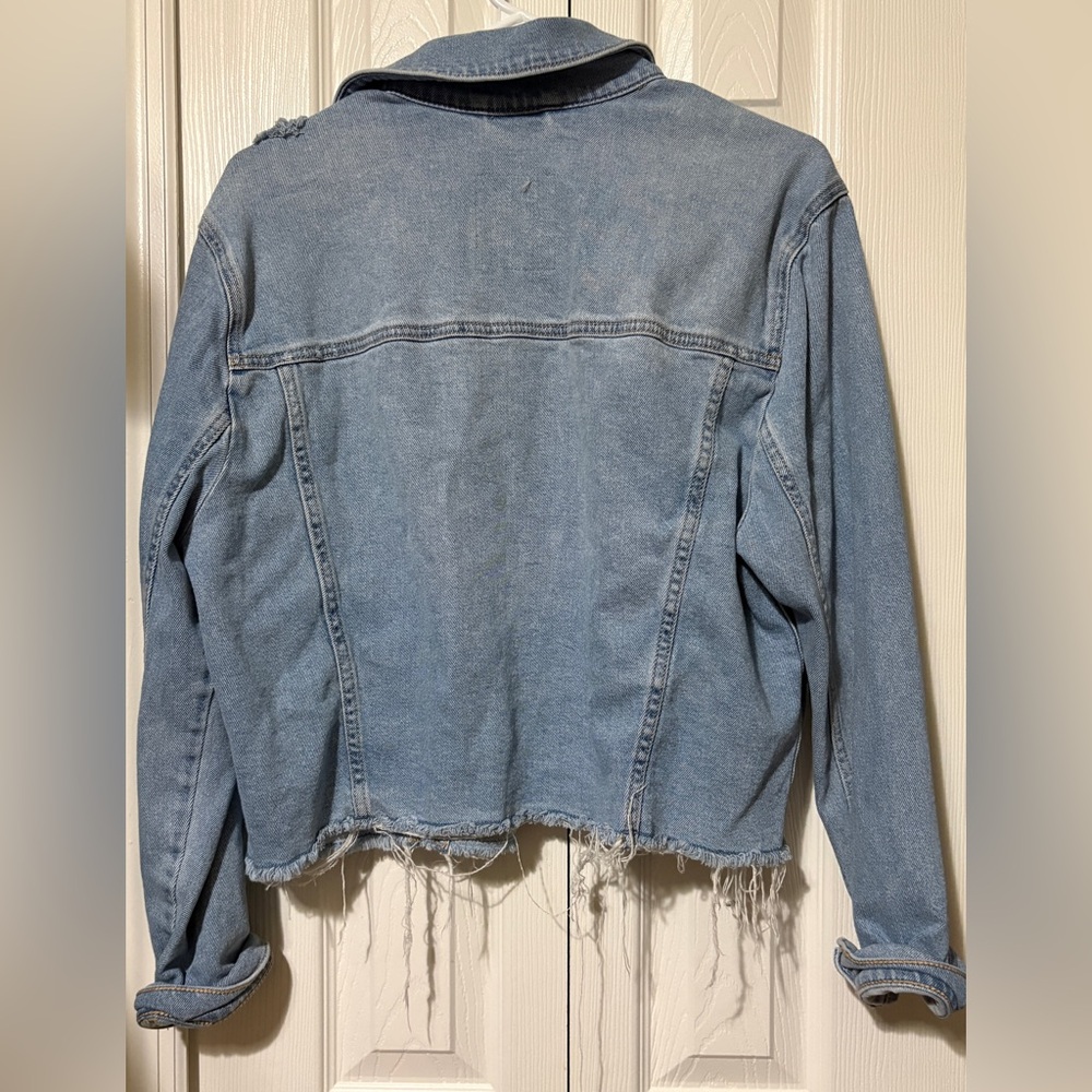 Hollister Light Wash Denim Frayed Distressed Button Biker Rock Grunge Jacket XL - Picture 4 of 9